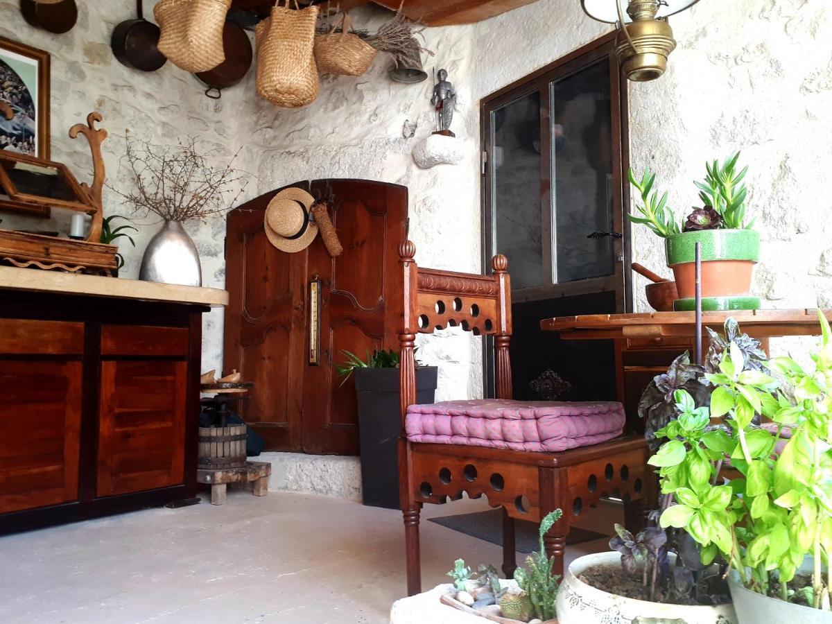La Garde Adhemar, L'Escalier Medieval エクステリア 写真